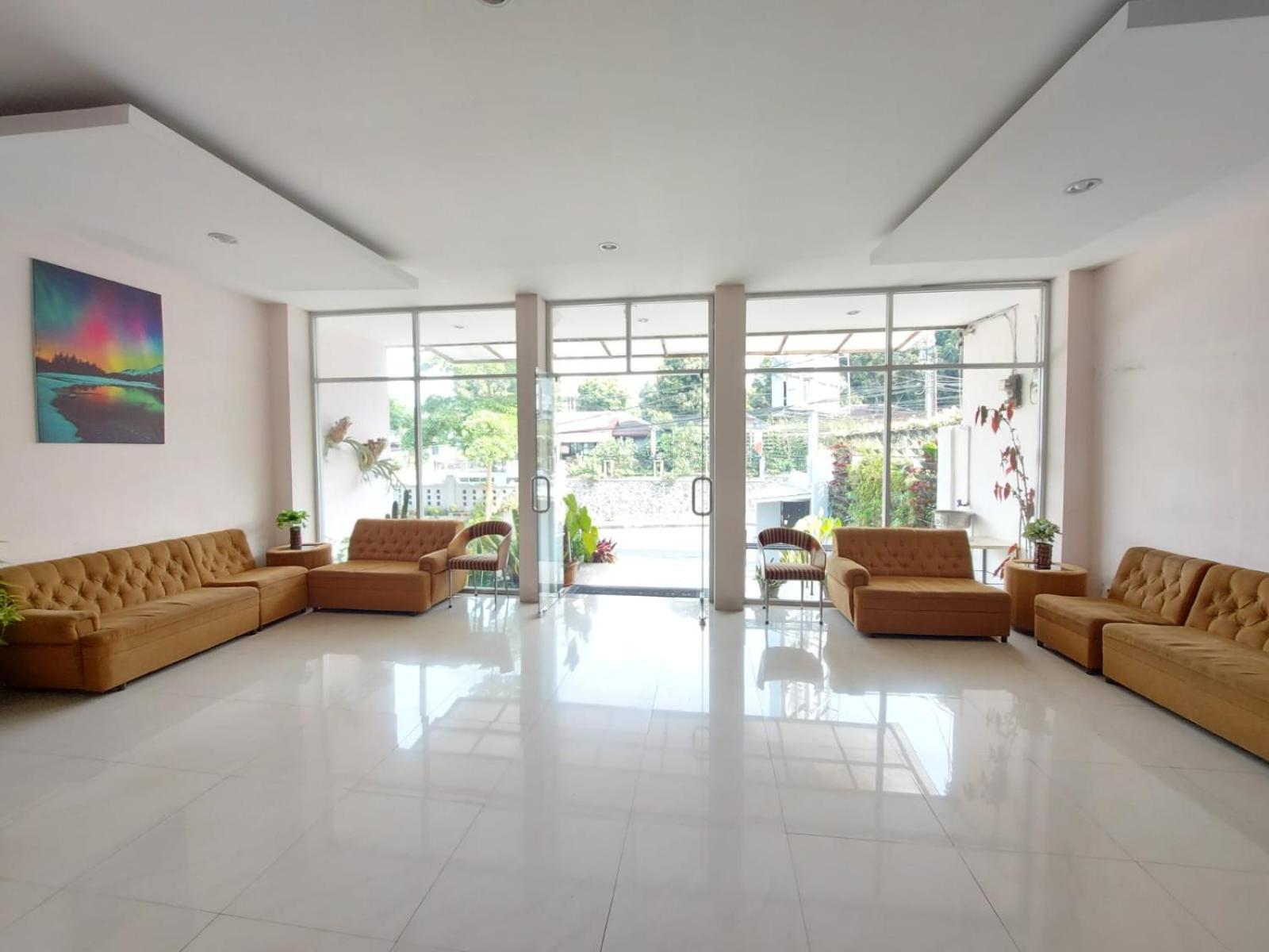 The Aurora By Makati Hotel Lembang Bagian luar foto