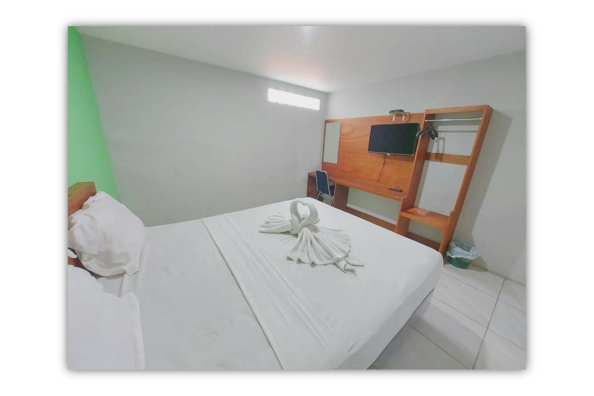 The Aurora By Makati Hotel Lembang Bagian luar foto