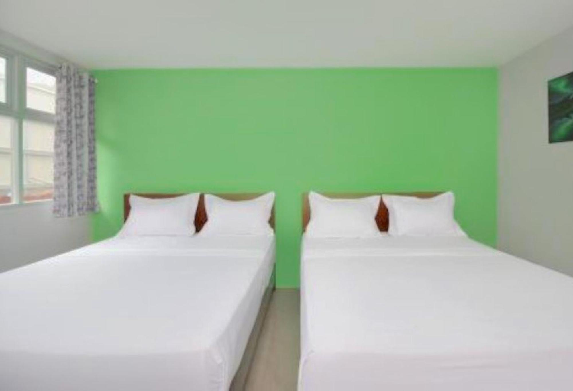 The Aurora By Makati Hotel Lembang Bagian luar foto